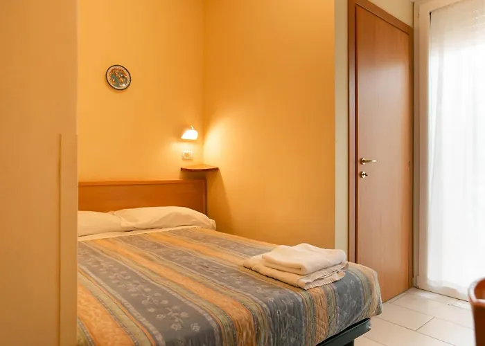 מלון Valparaiso רימיני