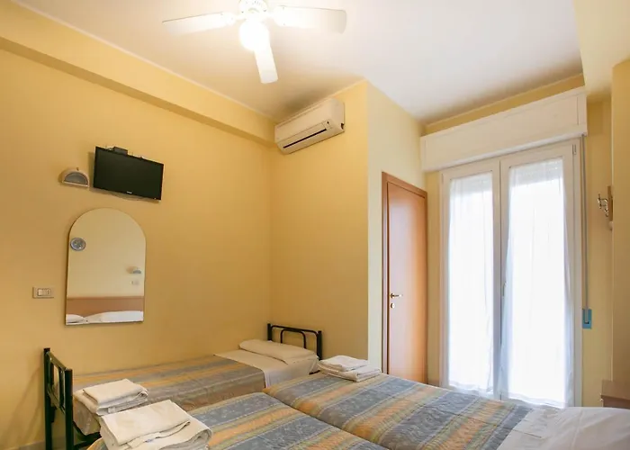 Valparaiso 3* רימיני