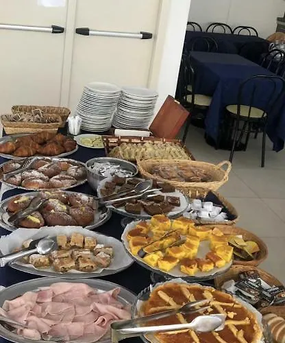 מלון Valparaiso רימיני